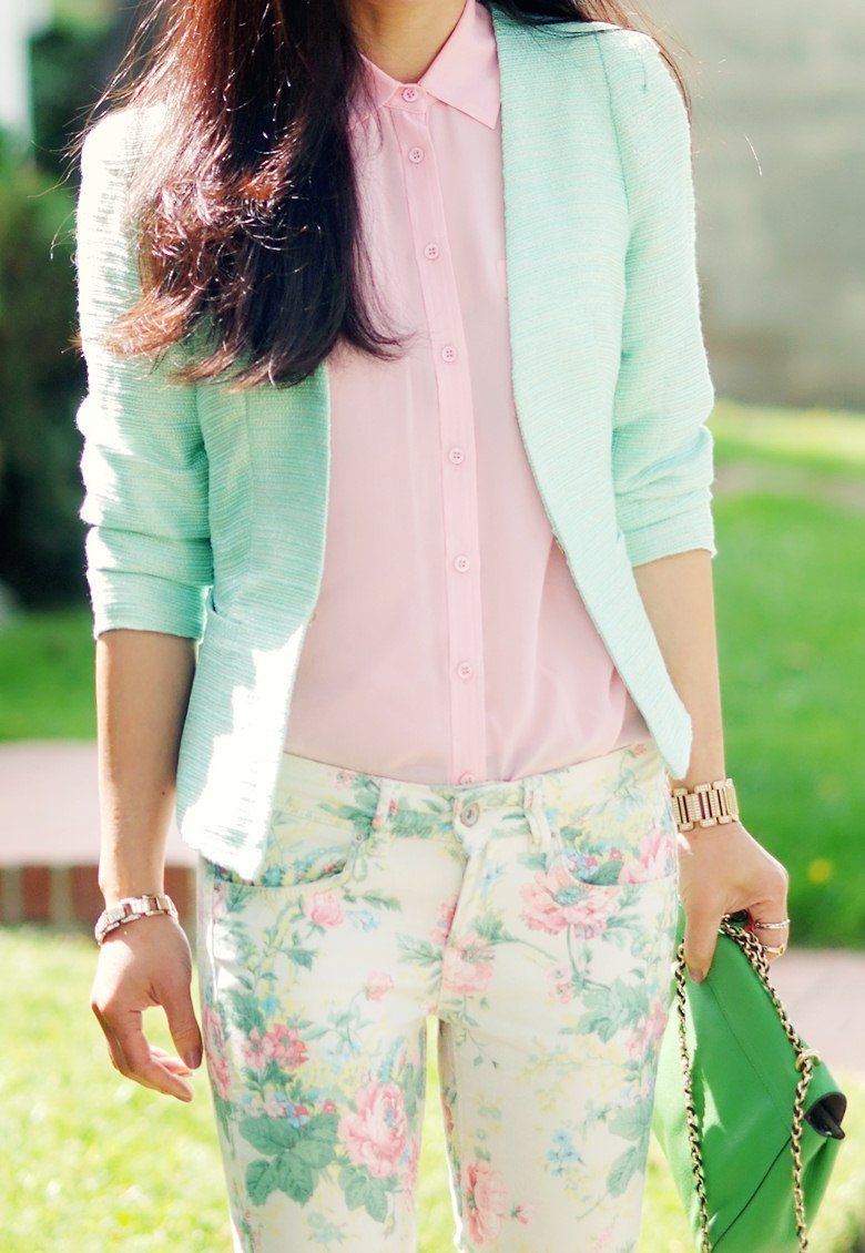 Peplum Jacket and Floral Jeans_8