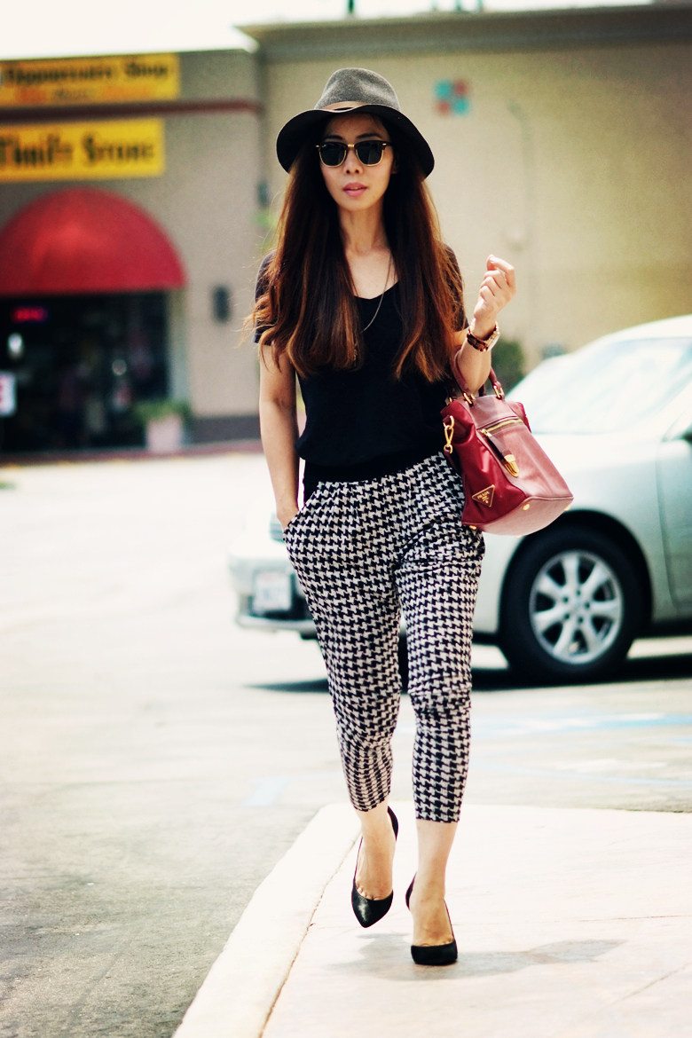 HallieDaily Basic Tee and Print Pants_5