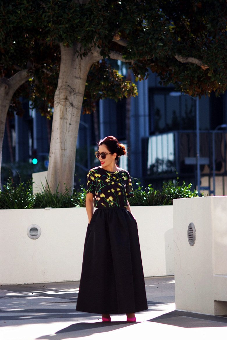 HallieSwanson Red Valentino Maxi Full Skirt, J.Crew Pink Pumps and Floral Printed Tee, YSL cuff_8