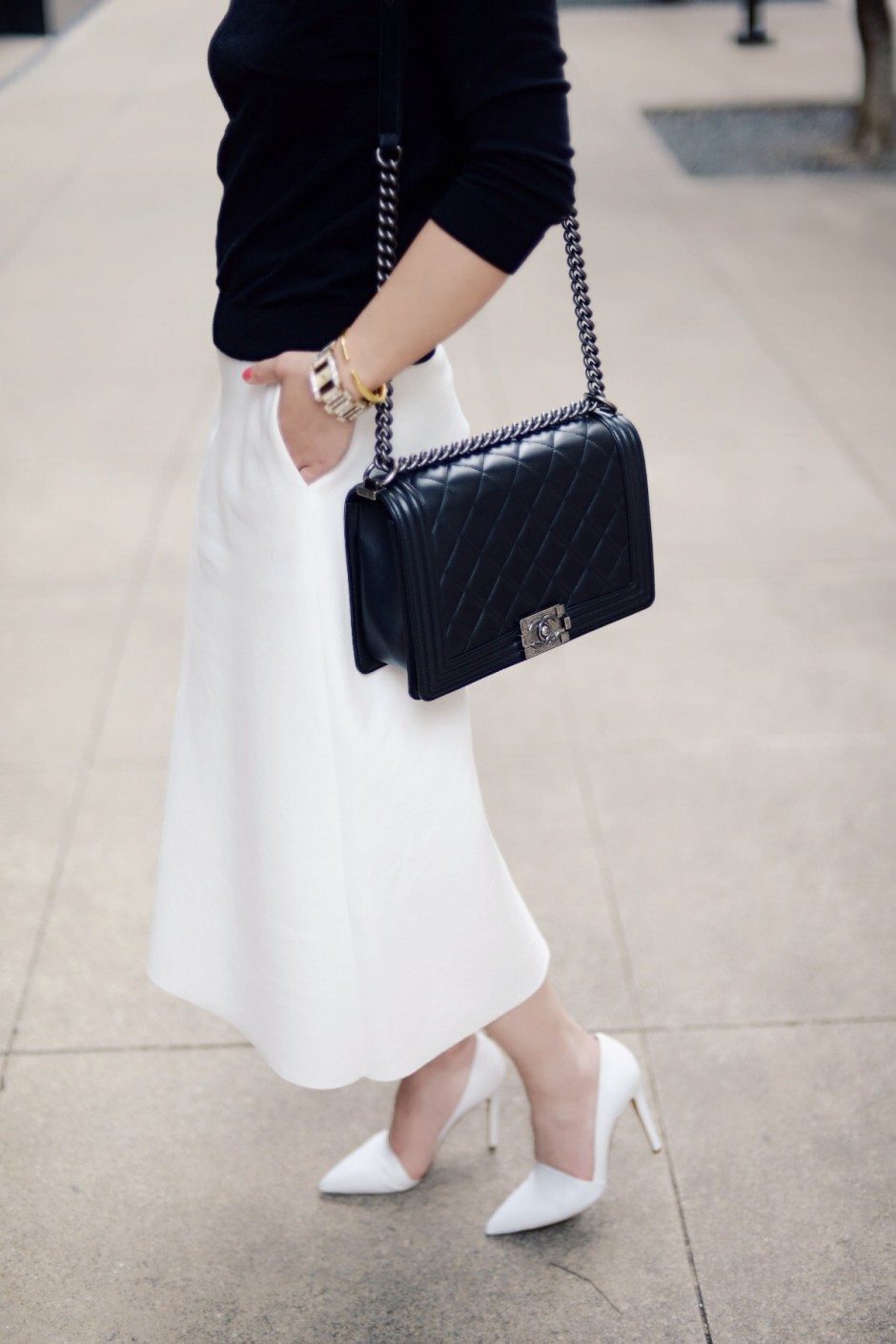 HallieDaily: Classic Black and White