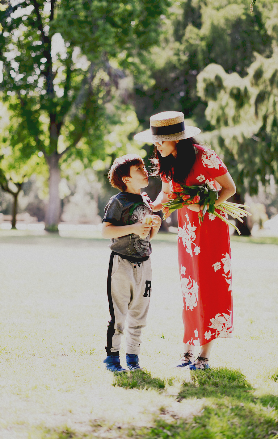 Picnic Style, Beautiful Picnic Set Up, Mom & Son Style, Alexa Chung for M&S, Floral Dress, Denim Espadrilles, via: HallieDaily