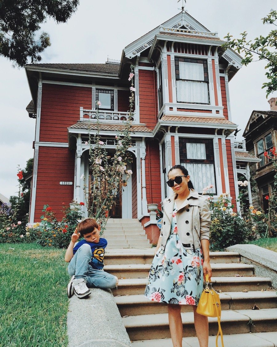 Floral Fit & Flare Dress Bag, Cropped Trench, CH Baret bag, Tabithasimmons Shoes, Via: HallieDaily